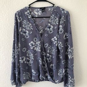 Rue 21 blue v neck blouse size Large